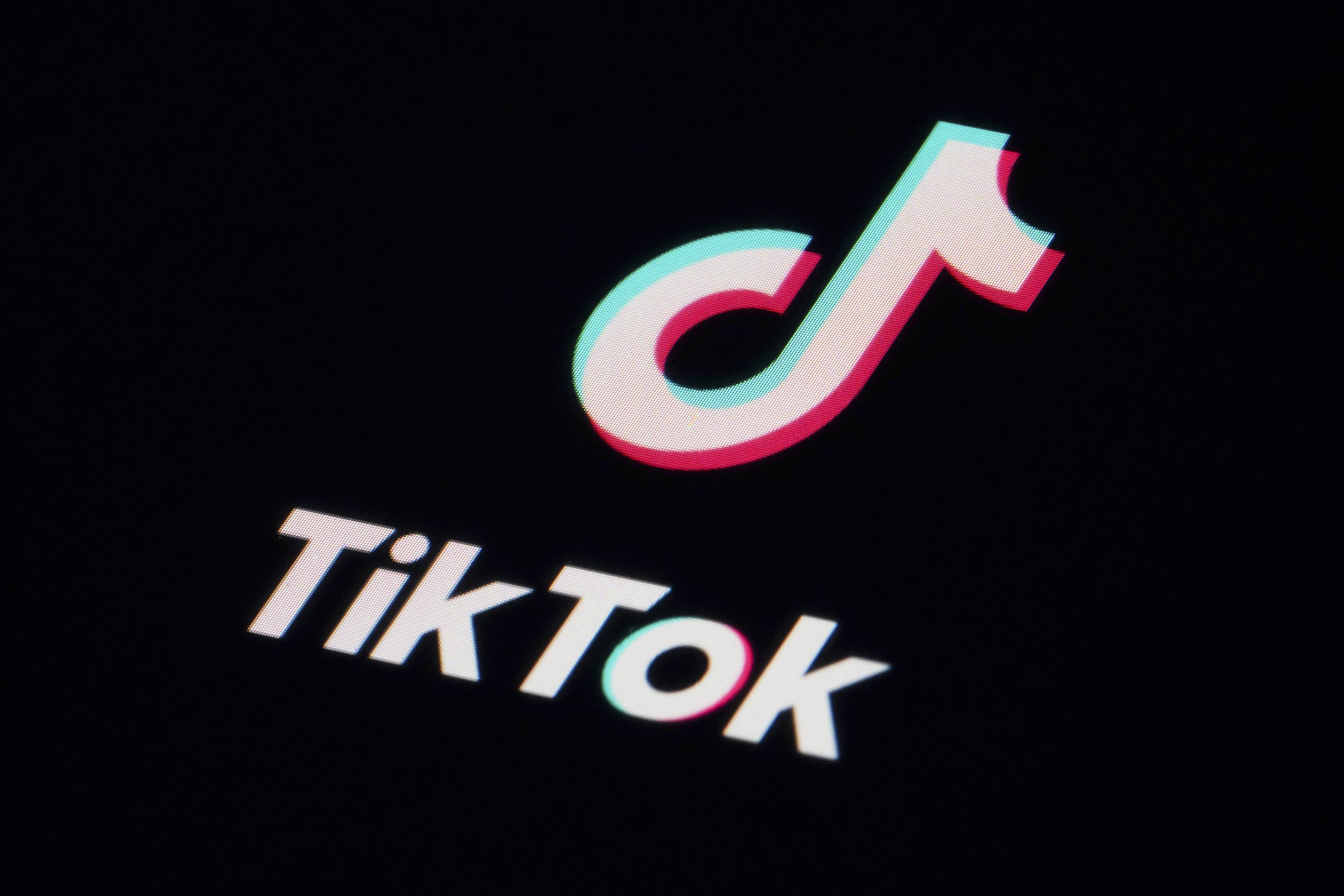 TikTok vai exigir permissão de pais para aumentar tempo de tela de menores de 16 anos