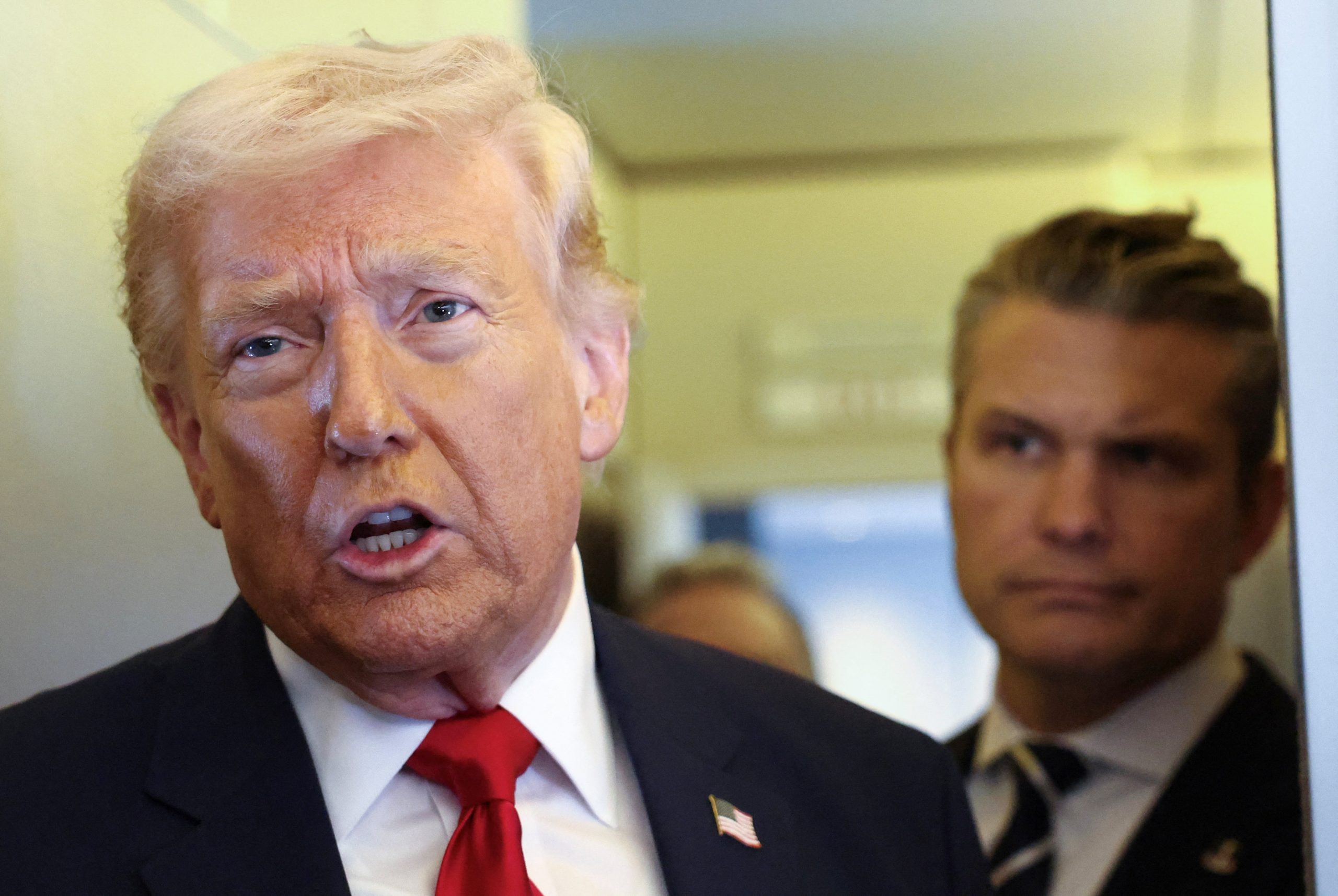 Trump diz que guerra contra o Irã acabará 'em breve', mas indica que ataques seguirão até 'vitória final'