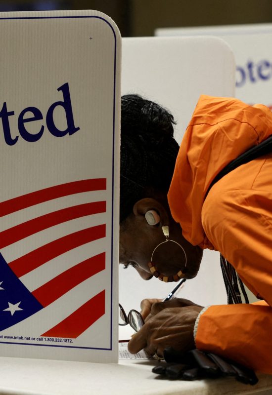 Senado americano começa debate de projeto que mira mudanças nas eleições americanas, que já podem valer para este ano