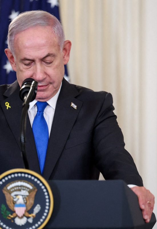 Israel diz travar 'guerra histórica pela liberdade', se declara aliado dos iranianos e fala em transição de poder: 'Estejam prontos'