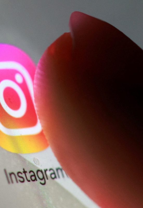 MPT firma acordo para Meta bloquear perfis de crianças influencers sem autorização judicial