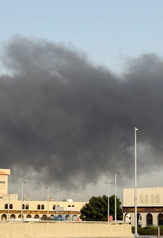 Emirados Árabes prendem 45 pessoas por filmar e divulgar vídeos durante ataques do Irã