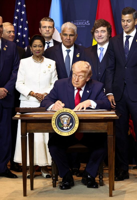 Dias após ataques ao Irã, Trump recebe líderes latino-americanos para formar coalizão anticartel