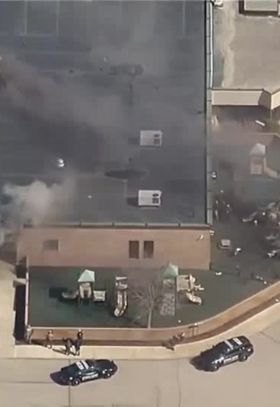 Polícia cerca sinagoga em Michigan após suspeita de que atirador invadiu o local