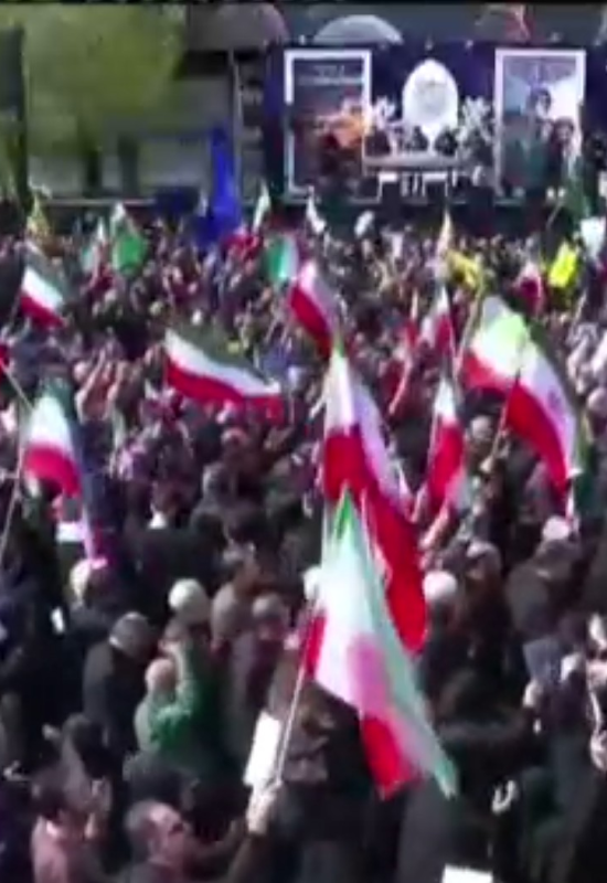 Multidão acompanha funeral de Ali Larijani, chefe de segurança do Irã morto por Israel