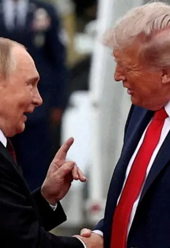 Trump e Putin falam por telefone sobre 'situação internacional'