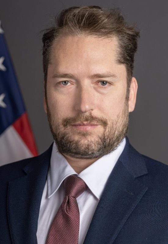 Moraes volta atrás e nega visita de assessor de Trump a Bolsonaro na cadeia; Itamaraty viu 'indevida ingerência'